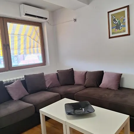 Apartment Petar's 4 Private Parking