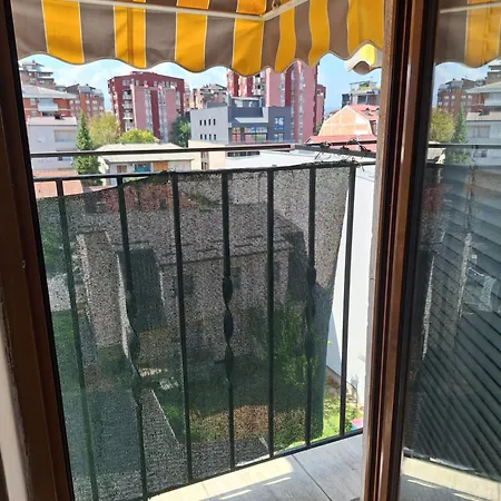 Petar's 4 Private Parking Apartment Skopje